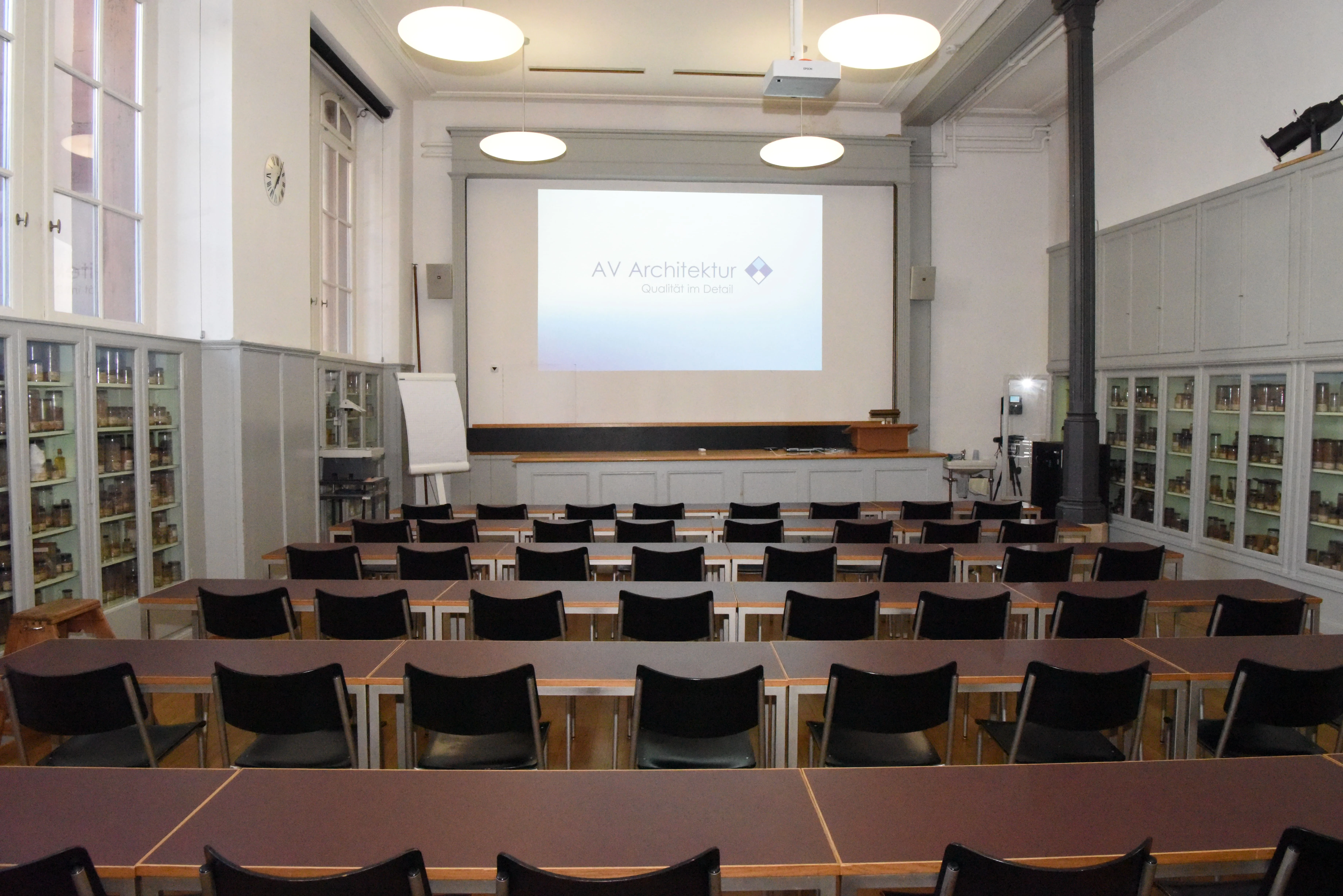 Universität Basel Pharmaziemusum